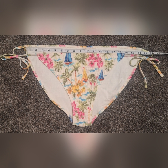 XXL Nwot Old Navy Floral Print Bikini Bottom - Picture 2 of 4